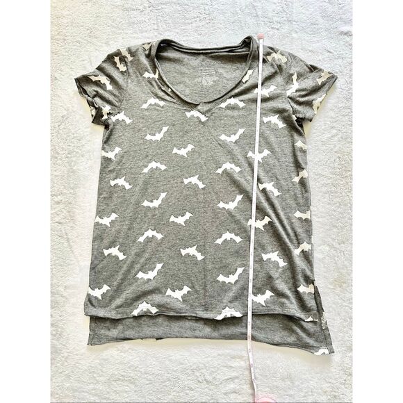 Grayson threads charcoal gray and white Halloween bat T-shirt size S - Picture 6 of 6